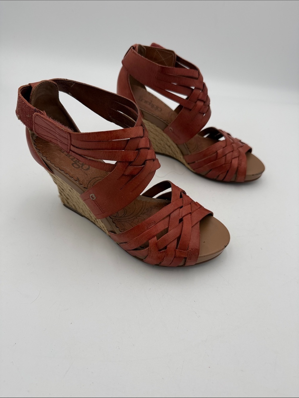 Indigo Clark’s Rust Leather Wedge Sandals - Women 6.5M casual vacation Y2K